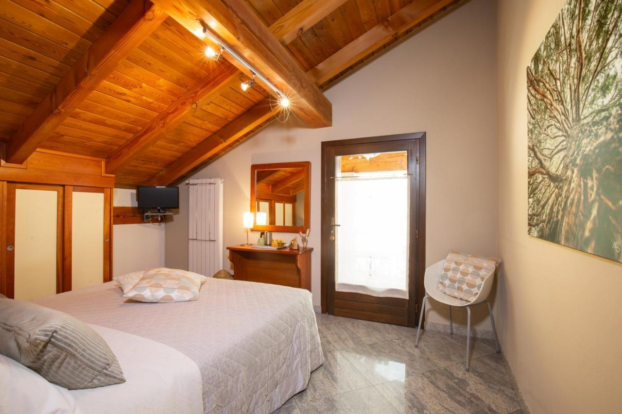 B&B Al Castel Pont-Saint-Martin Eksteriør billede